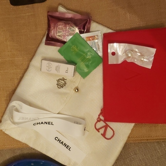LUXURY bundle. Chanel, Valentino, Dior, Jimmy Choo and more. - Picture 1 of 17